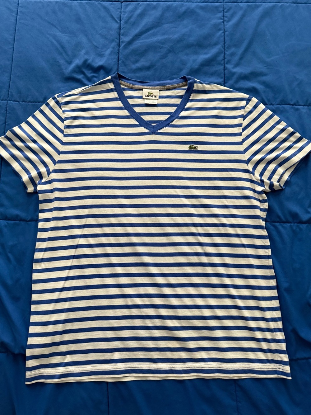 Lacoste White & Blue Striped V‑Neck Tee